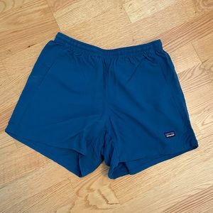 Patagonia women’s baggies shorts 5 “